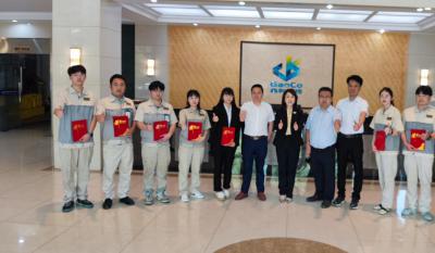 青春筑梦，，，劳动庆幸——记五一劳动模范五四青年表扬活动