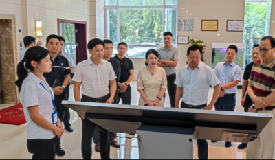 政企联手强强相助，，，配合探索开展机缘——合肥市政协向导和企业家们莅临指导